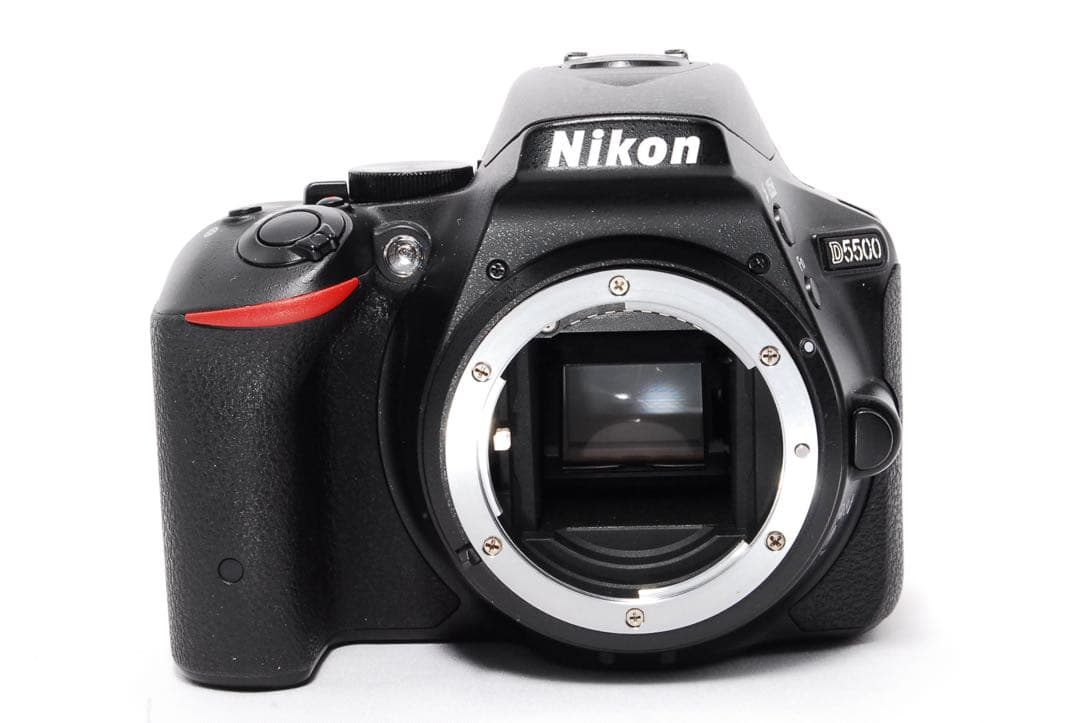 ◆少し訳あり！Nikon D5500◆WiFi内蔵◆望遠レンズ◆一眼レフカメラ◆