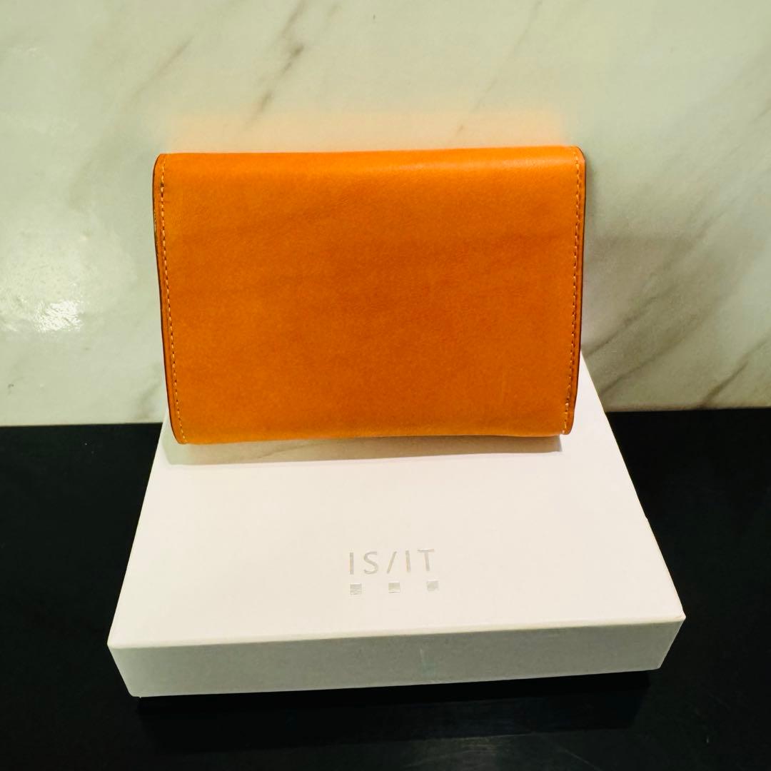 ISIT 三つ折り　グローブレザー　ミドルウォレット