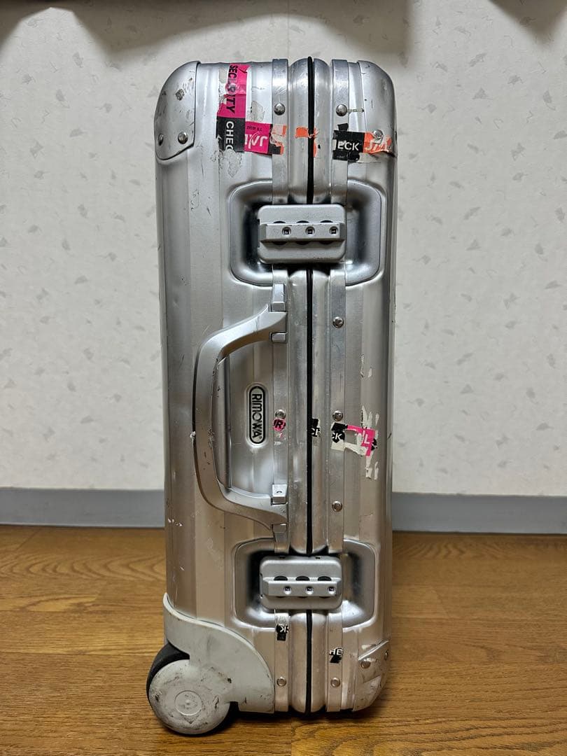 大*郎様 RIMOWA キャビン トロリー シルバー 二輪