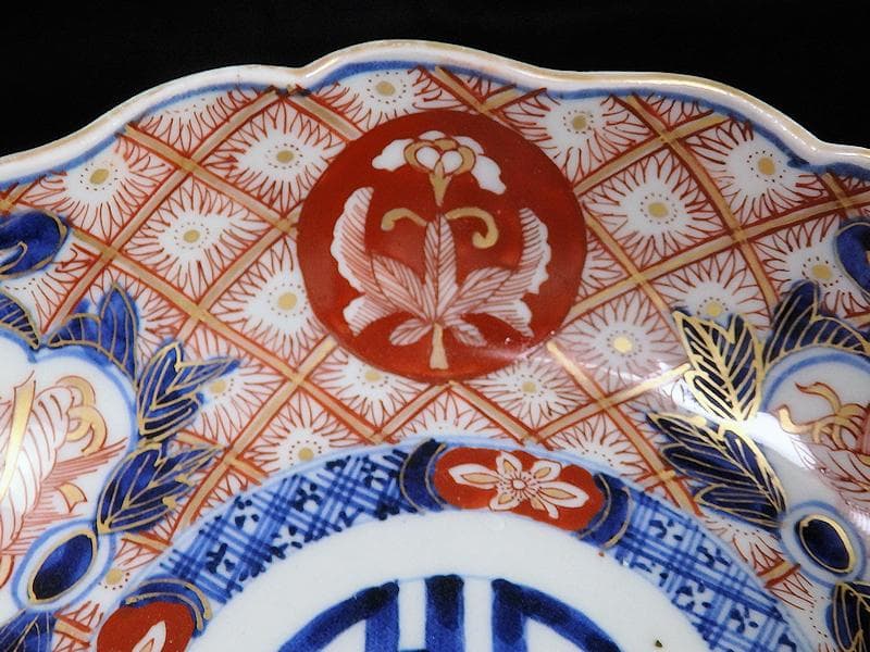 古伊万里　金襴手　菊花四方襷紋に吉祥紋の図　膾皿　３客　D960AS-BVl