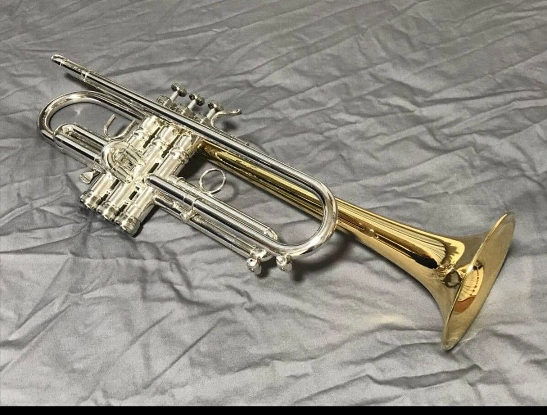 ストンビ　Master　B♭トランペット　替えベル付き