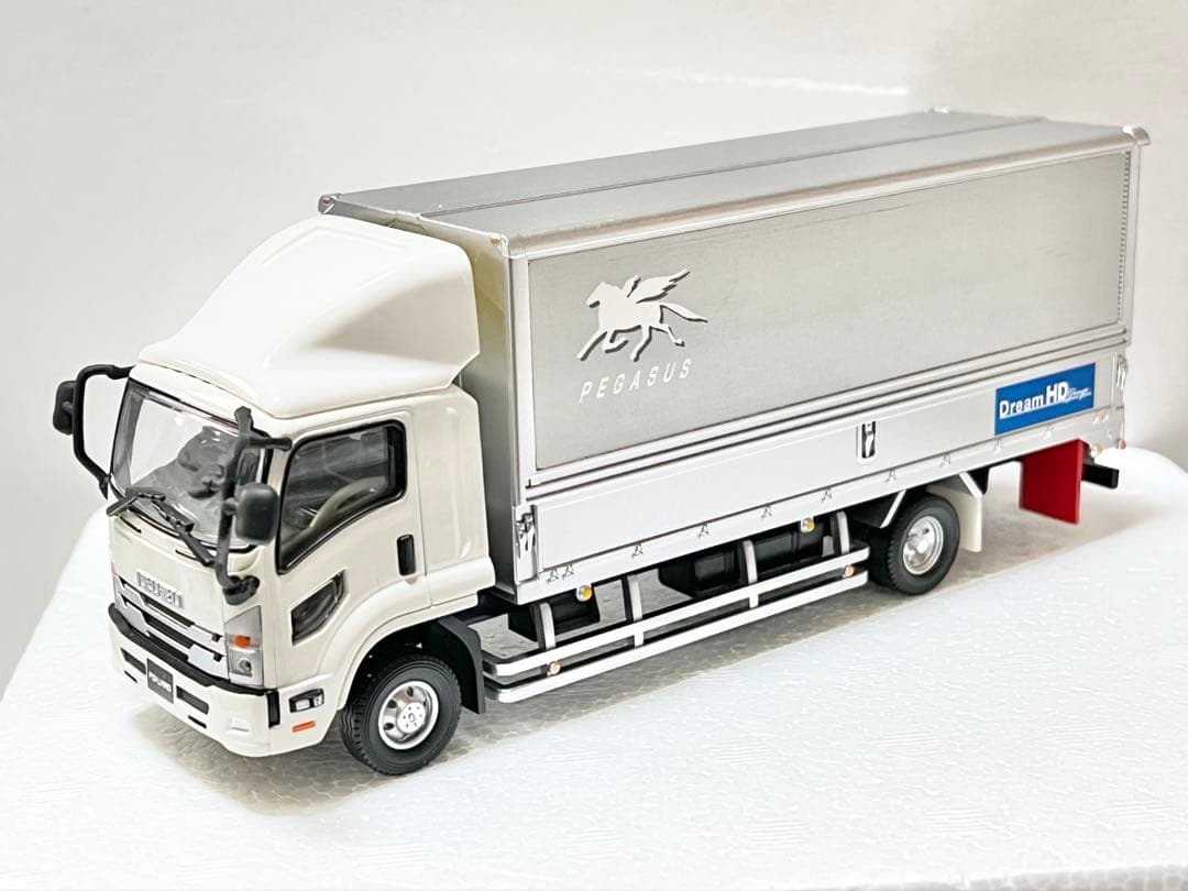 【超激レア】 いすゞ・フォワード　ペガサス　ドリームHD トラック野郎 デコトラ