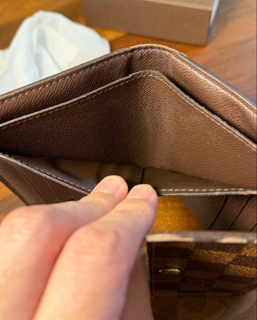 【値下げ美品】ルイヴィトン　財布　メンズ　レディース　ダミエ　三つ折り畳み財布