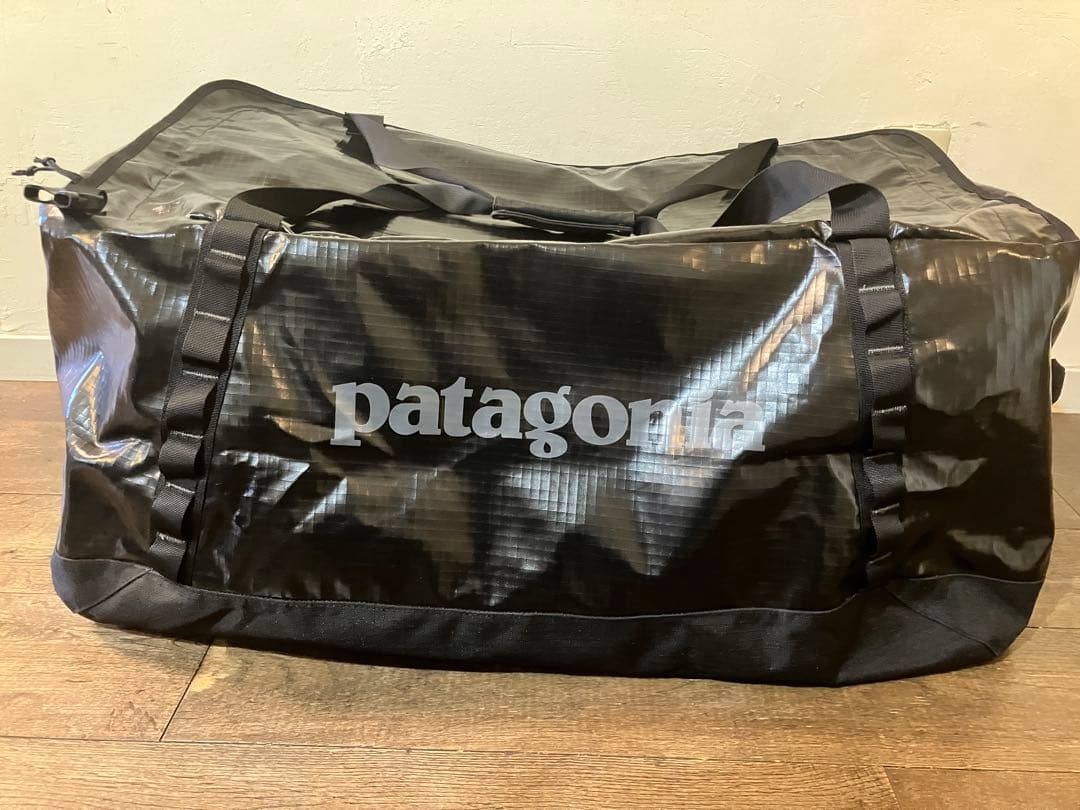 patagonia ブラックホール100L