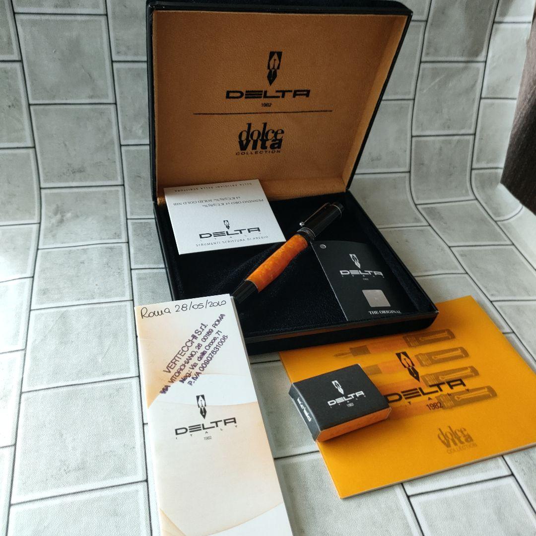 デルタ（delta）ドルチェビータ　万年筆　ボールペンセット　箱付き