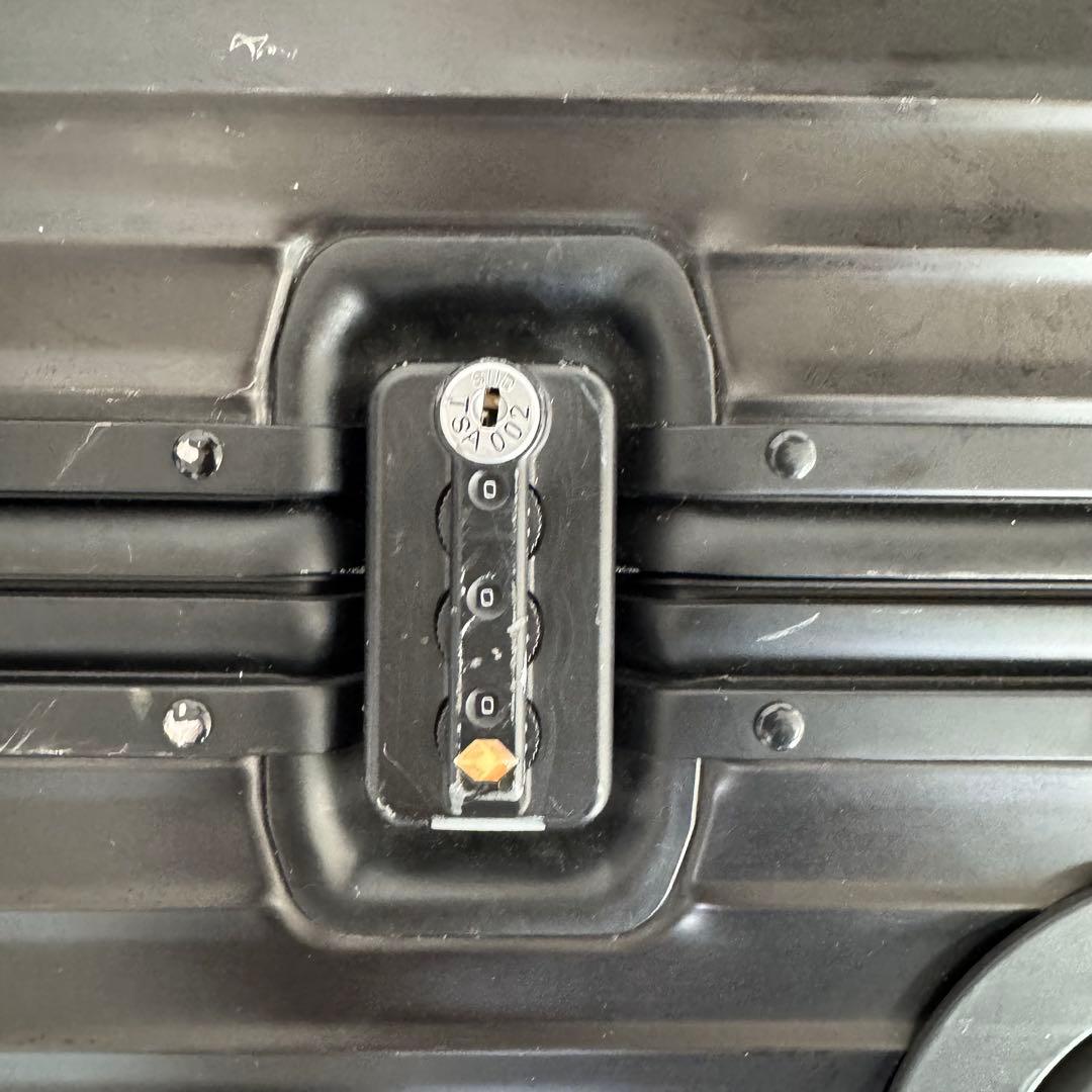 リモワ アローズ別注 クラシックフライト ブラック RIMOWA 104L 希少