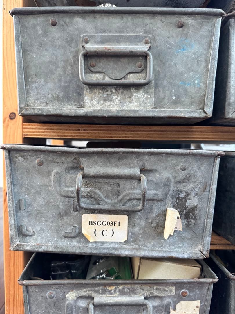 ドイツ蚤の市　ヴィンテージコンテナ　スタッキング　8個