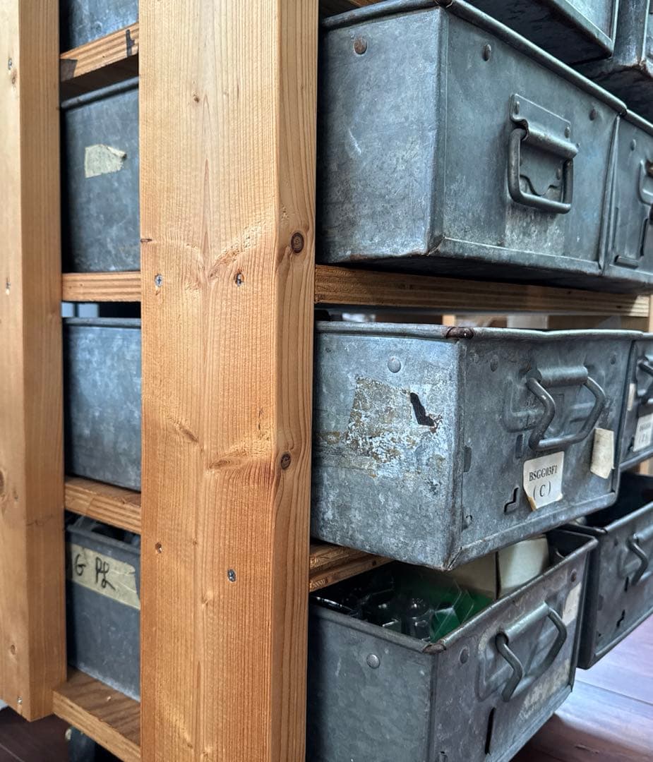 ドイツ蚤の市　ヴィンテージコンテナ　スタッキング　8個