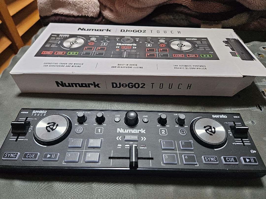 Numark DJ2GO2 TOUCH コントローラー