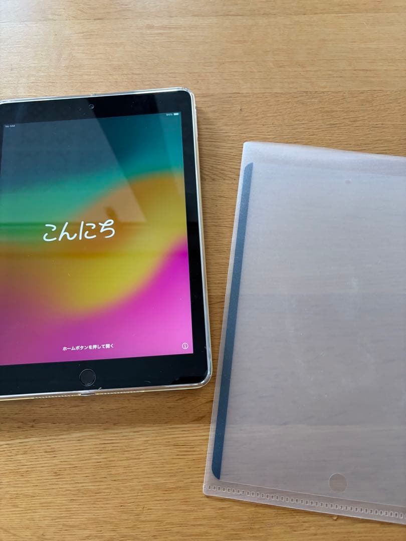 iPad 第6世代 32GB ペーパーライクフィルム・ケース付