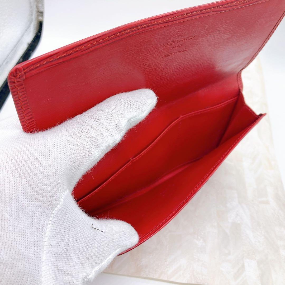 LOUIS VUITTON 二つ折り財布　エピ　レッド　札入れ　CA0936
