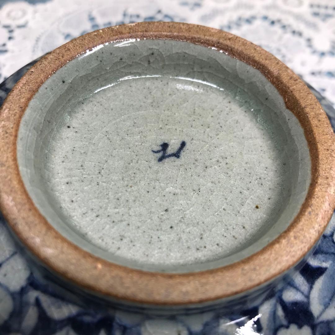 辻修窯　お花がいっぱいの蓋物　お櫃