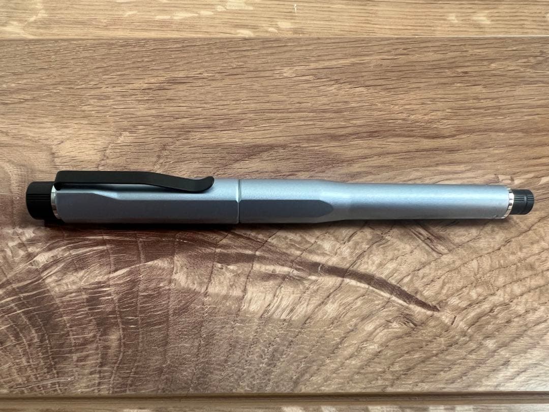 【数量限定】uni クルトガダイブ　カスケードブルー