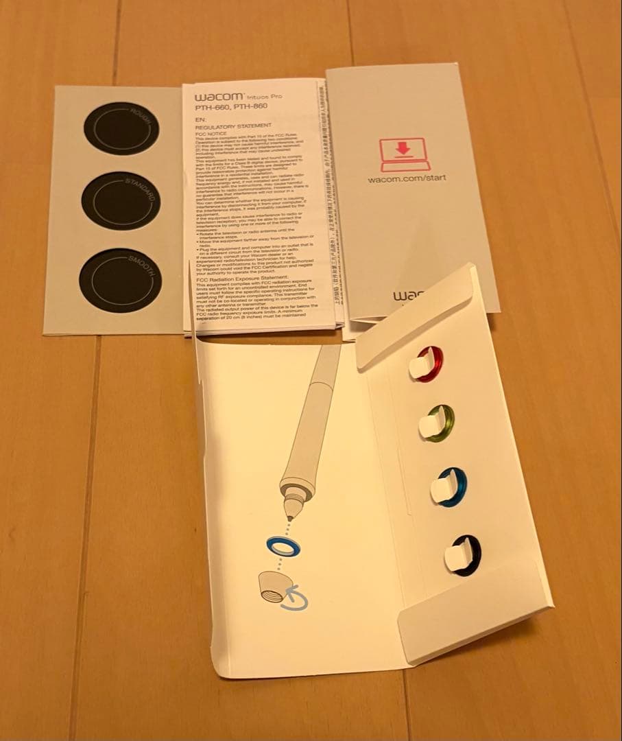 Wacom intuos Pro PTH-660 ペンタブレット　Mサイズ