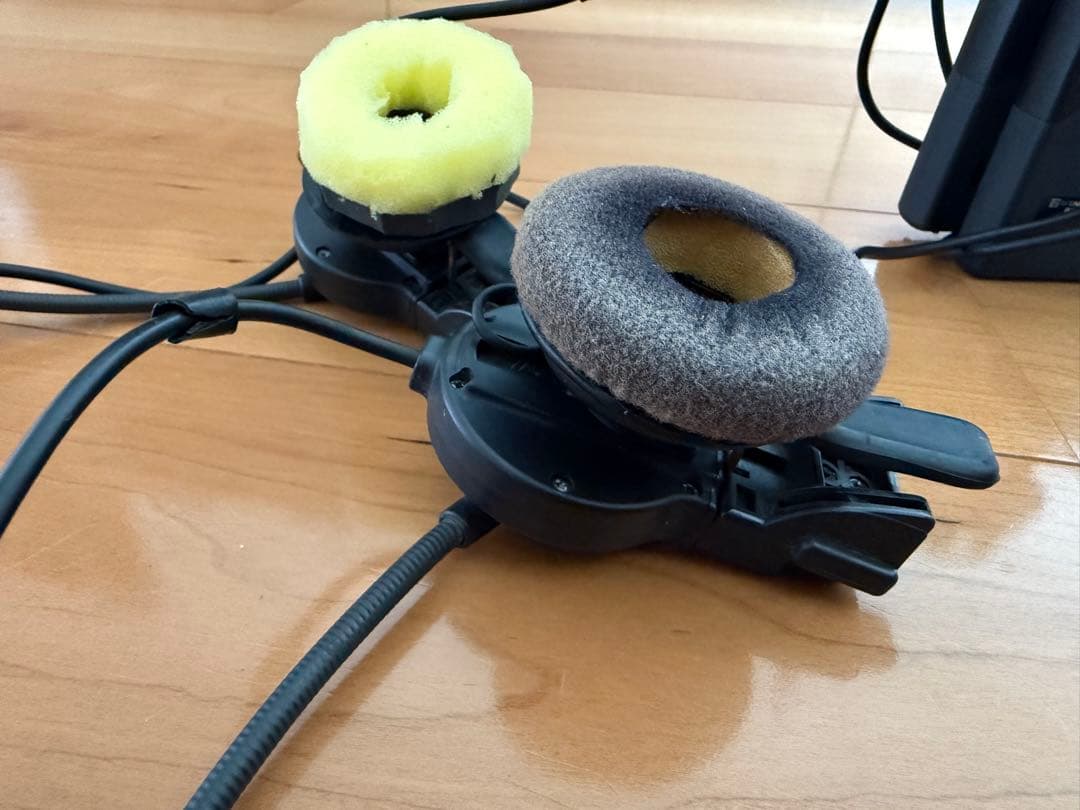 トランシーバー STANDARD HX824