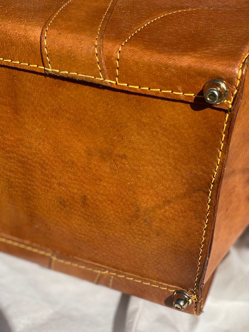 ドクターズバッグ　ダレスバッグ　本革　アンティーク　未使用　経年劣化あり　鍵付き
