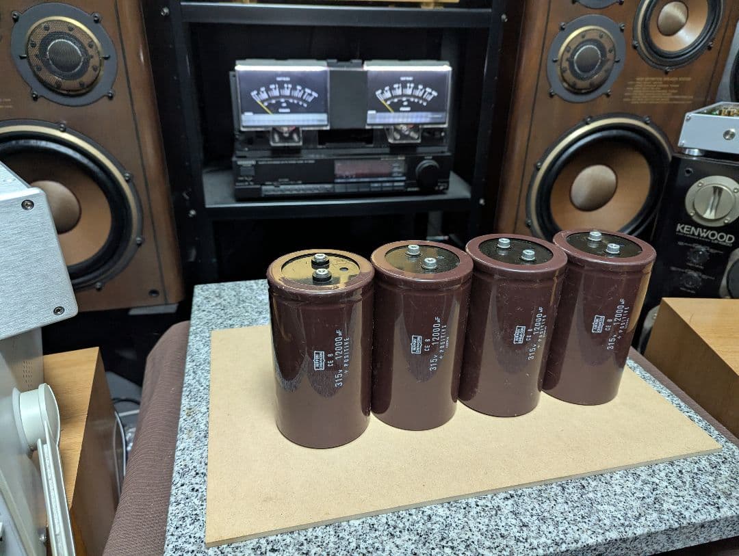 日本ケミコン　315v12000μf ×4個　コンデンサー