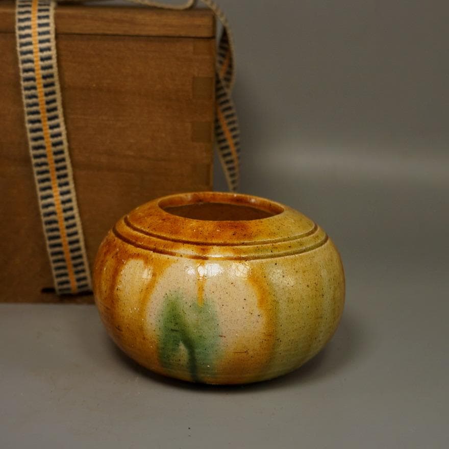 陶器製丸型小物入れ　唐三彩