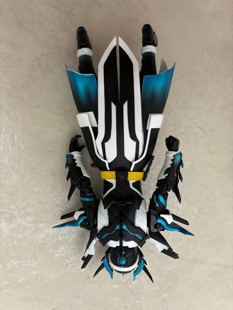 S.H.Figuarts 仮面ライダークローズエボル　開封済み