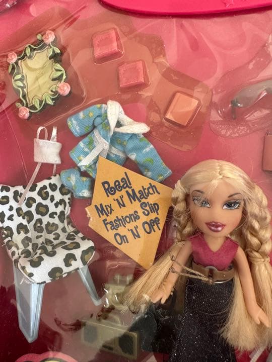 2002年ブラッツ BRATZヴィンテージ 人形Barbieナイルパーチ　レア