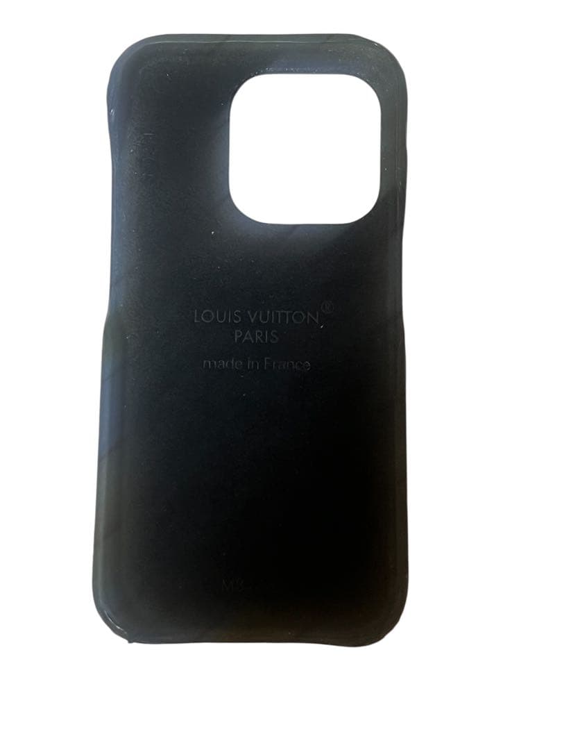 ルイヴィトンiPhone15Proケース早い者勝ち！