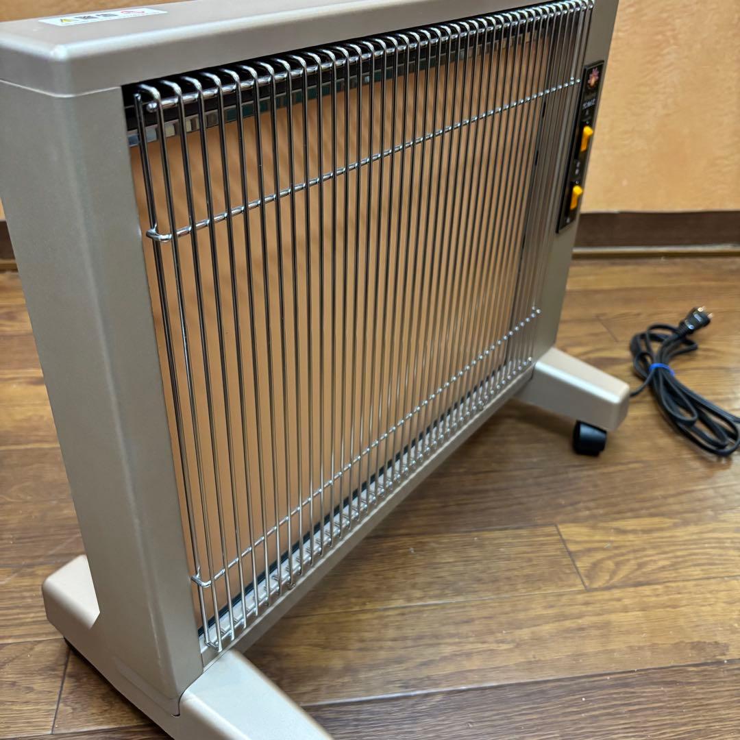☆美品☆ 【サンルミエ】キュート 遠赤外線暖房器E800LS
