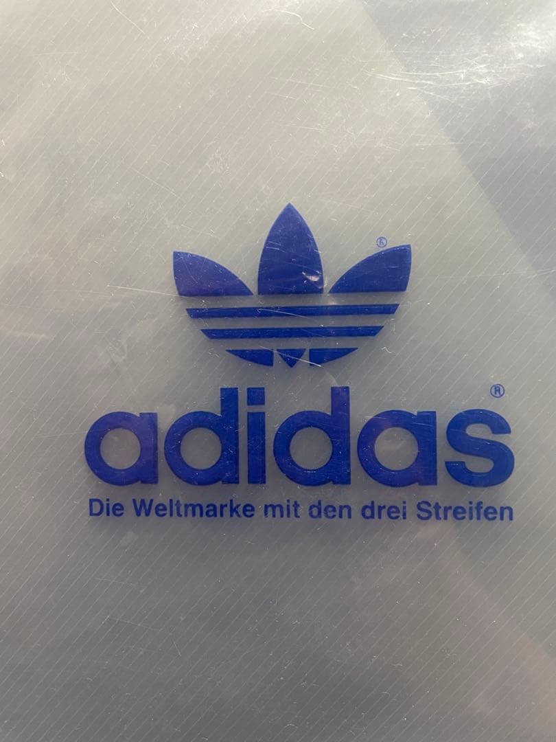 adidas 多国籍旗デザイン クリアファイル