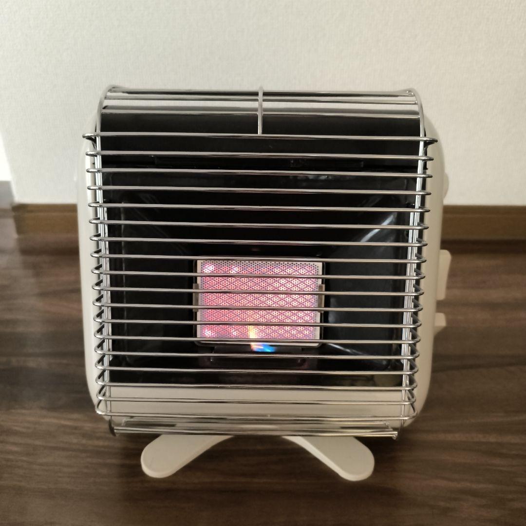 イワタニ　カセットガスストーブ　CB-STV-MYD2　2022年製