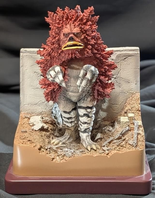 ガラモン「ウルトラＱ」登場怪獣（エクスプラス）ダム台座付ポリストーン フィギュア