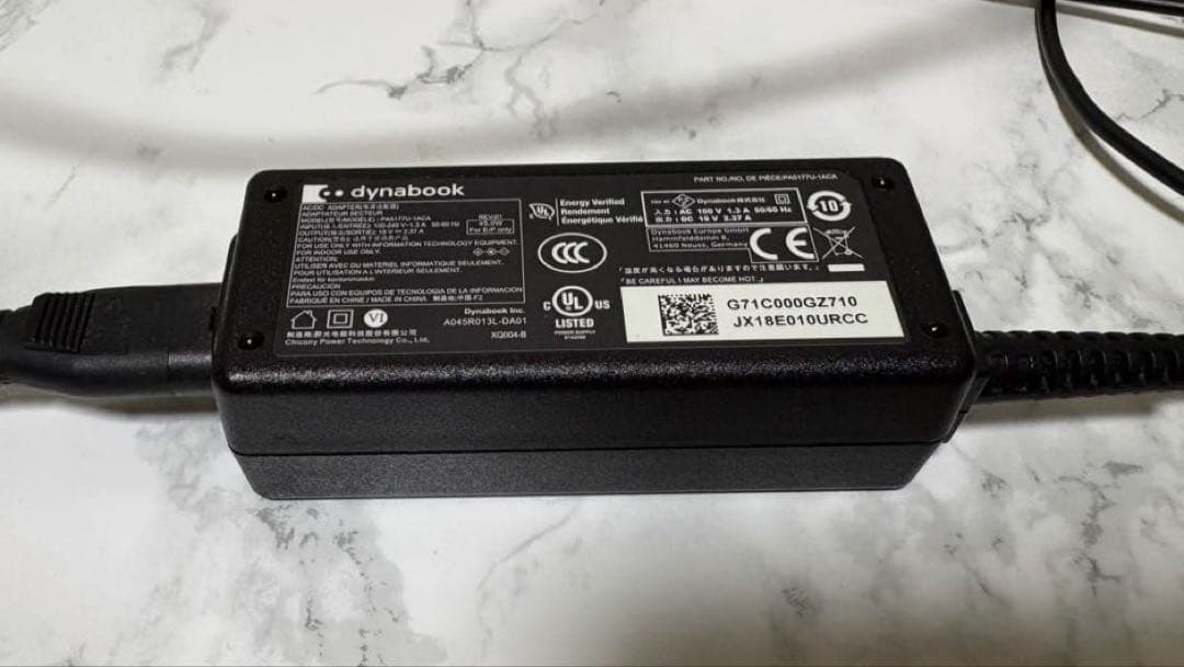 【dynabook B55/EP】Core i7 8565U ノートPC