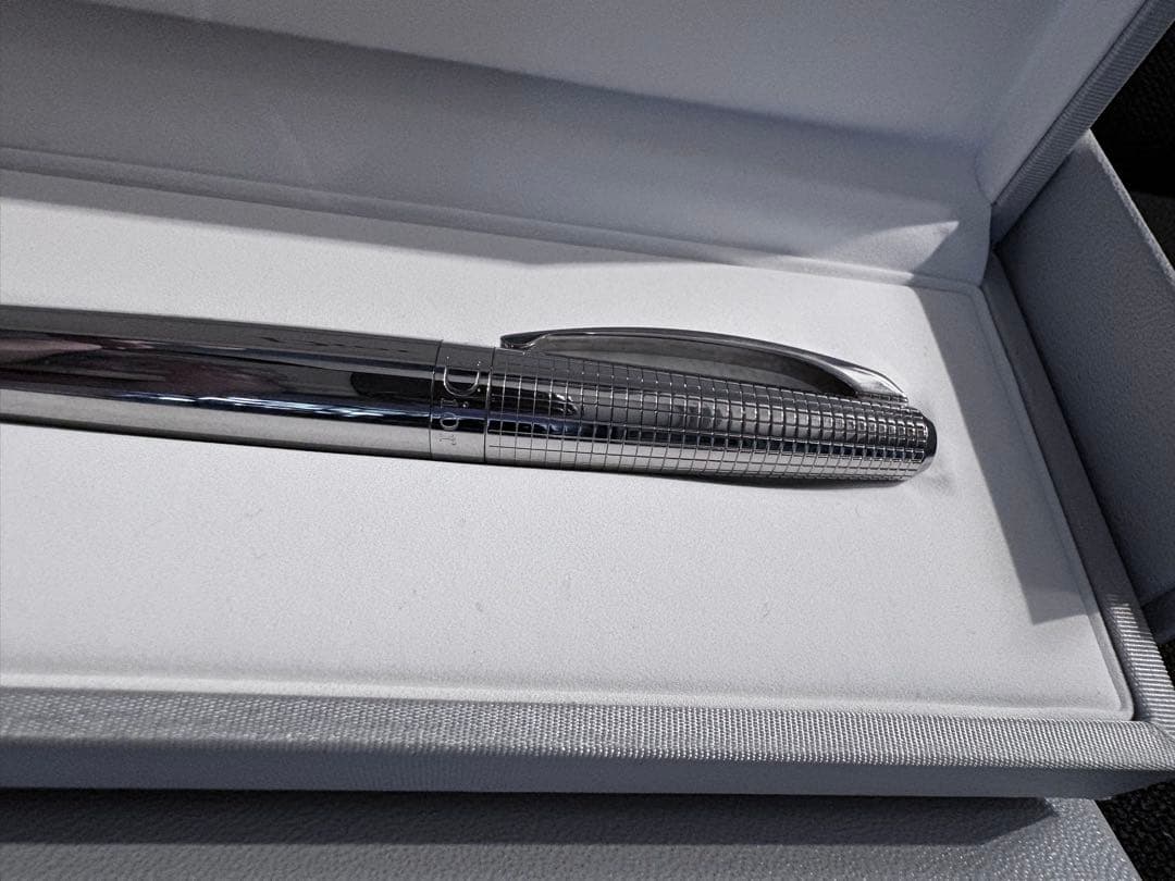 Dior クロームボールペン