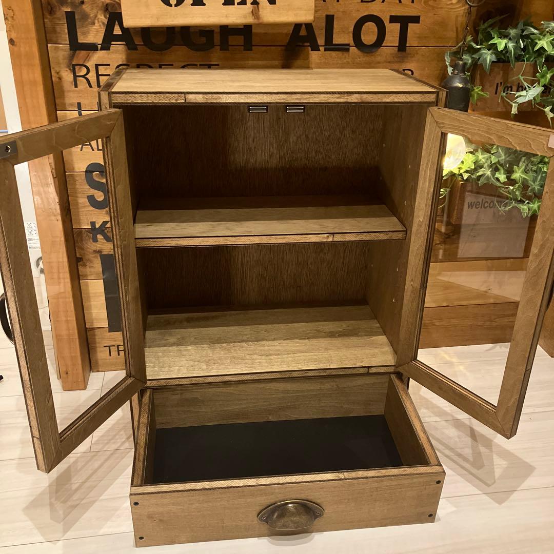食器棚①　キャビネット　アンティーク　ハンドメイド　木製