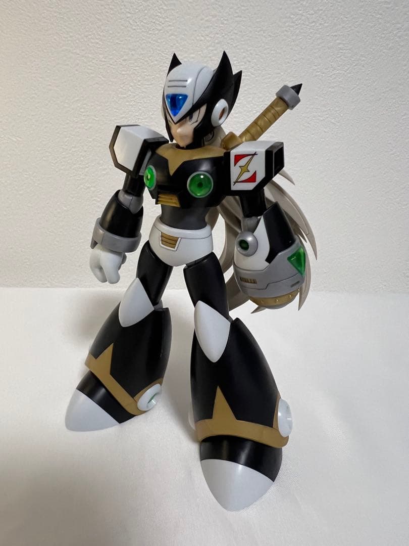 ロックマンX プラモデル ブラックゼロ 完成品 ジャンク