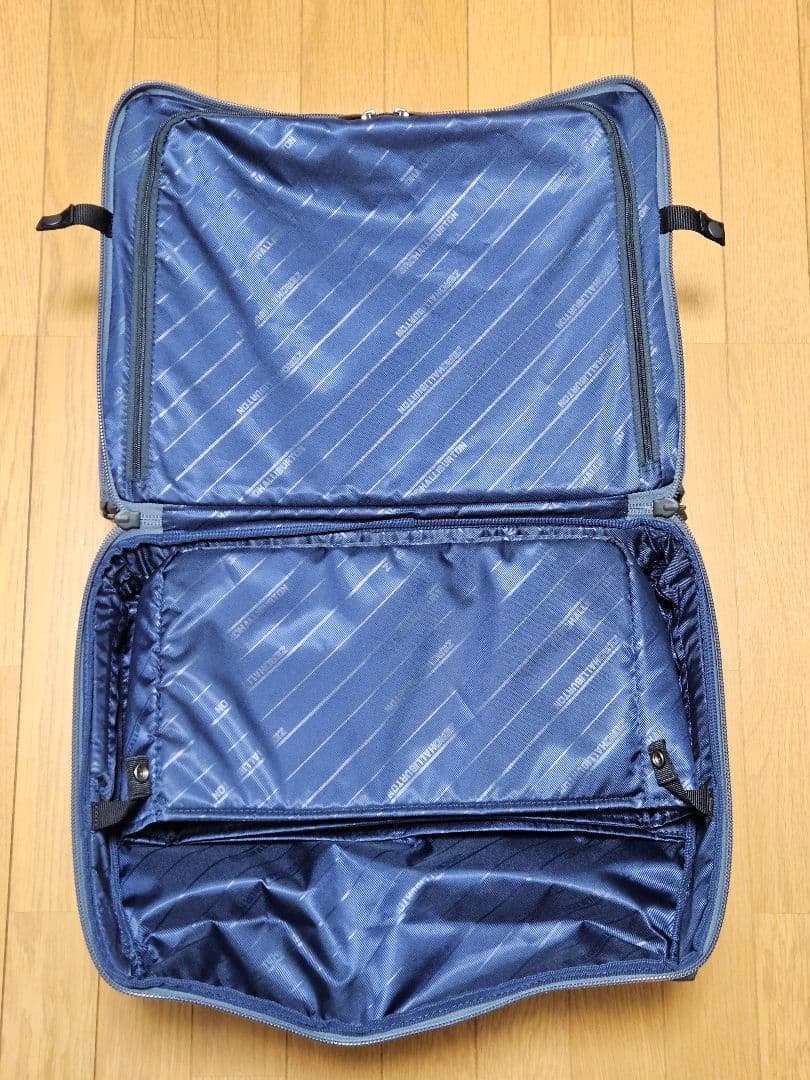 ZERO 機内持ち込みサイズキャリーケース / ビジネスバッグ