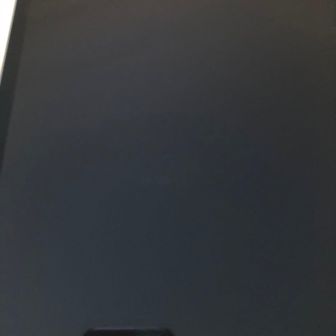 【完動品】iPad Pro 11インチ 第2世代 128GB 【すぐ発送】