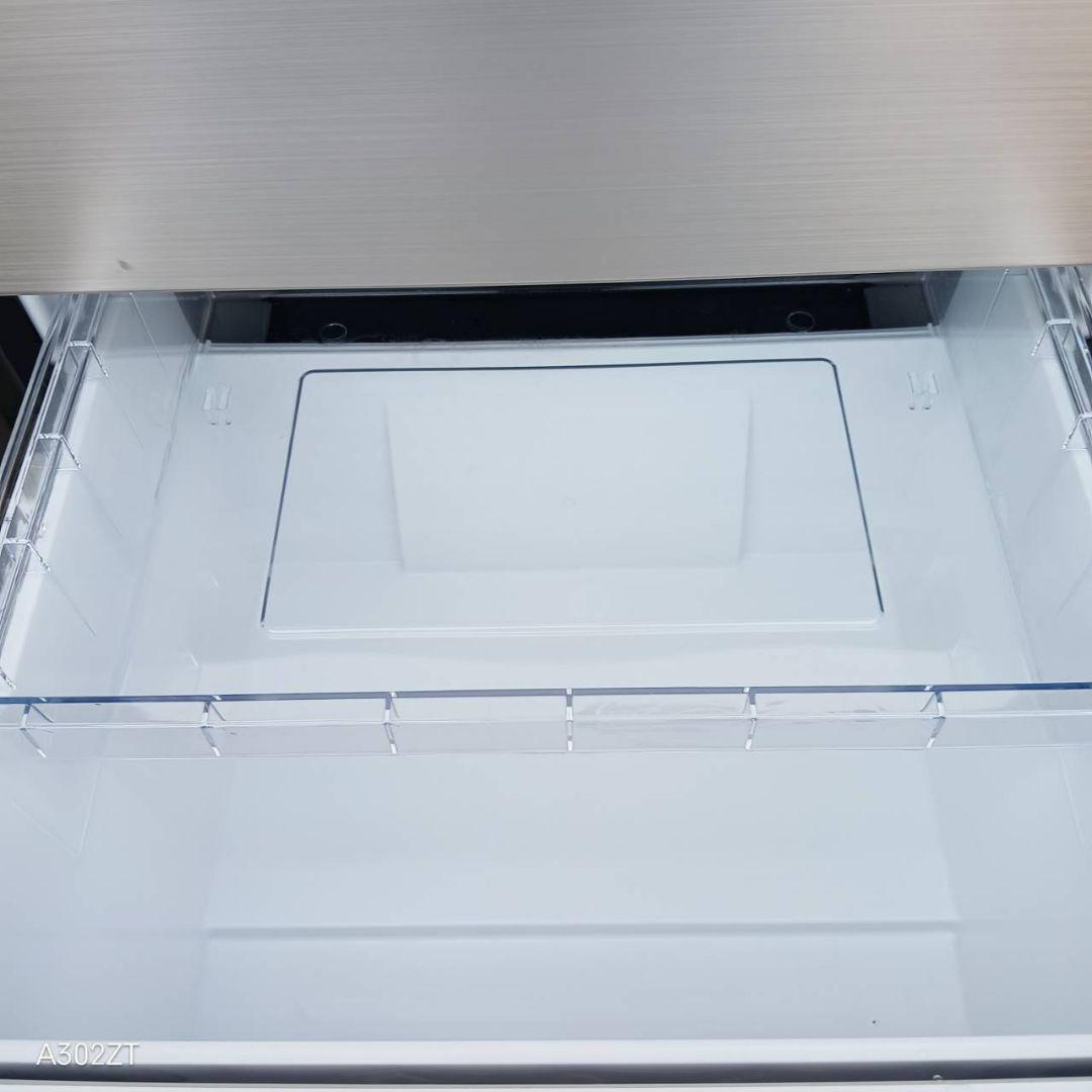 1022 送料設置無料　日立　最新モデル　大型冷蔵庫　265L