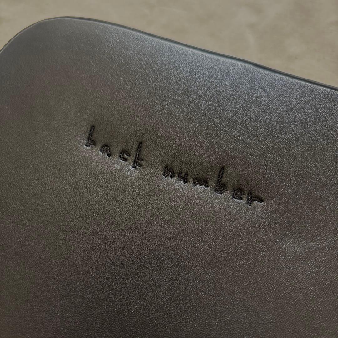 back number 別注ギターストラップ風バッグ/one room ver.