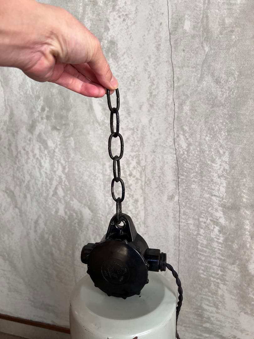 『BLACKBIRD』ヴィンテージインダストリアルランプ