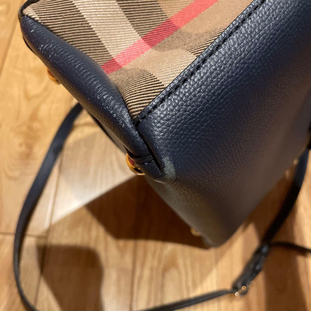 BURBERRY バナーバッグ　ネイビー