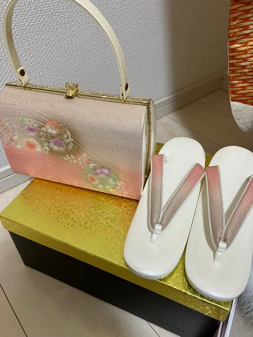 白地の熨斗柄 正絹振袖 全て揃ったフルセット 160cmまでの方に