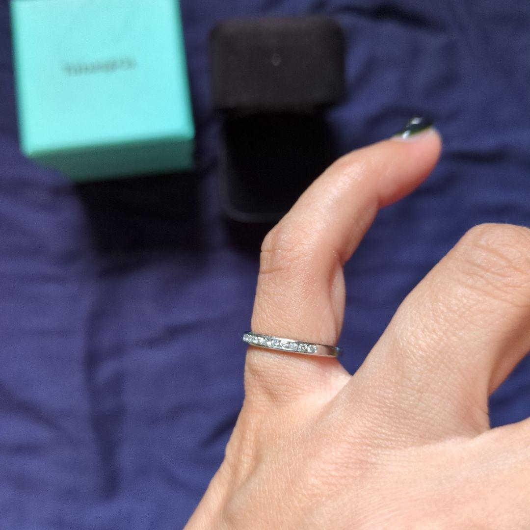 ティファニー　ハーフエタニティリング　pt950 8号