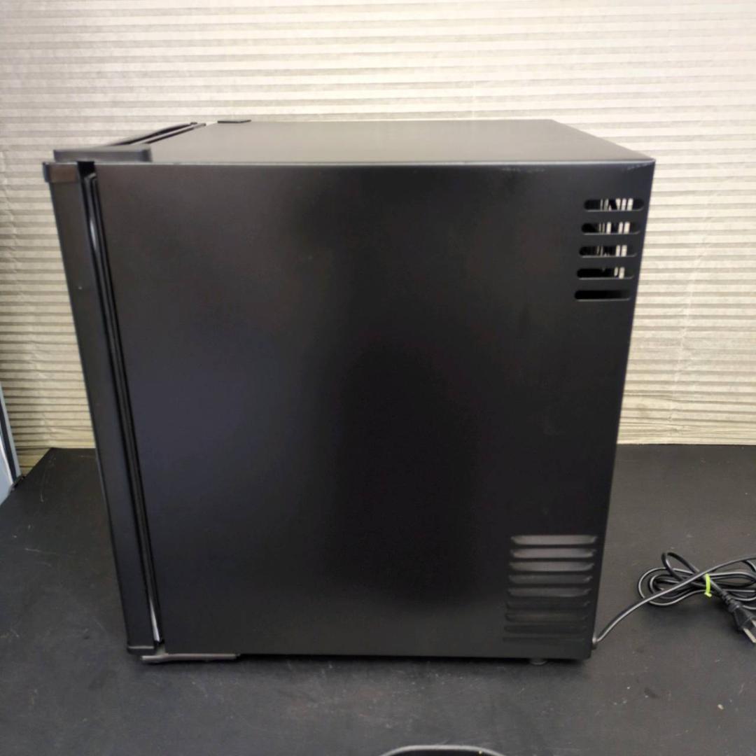 ☆サンルック 48L 1ドア冷蔵庫 2020年製 ペルチェ式 SR-R4802