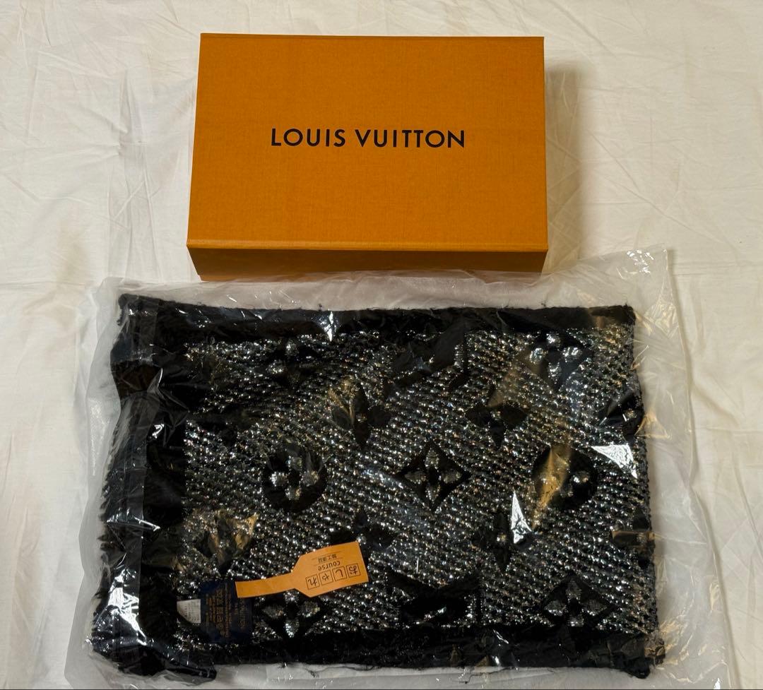 がっつけ。【おまけ付き】ルイヴィトン マフラー