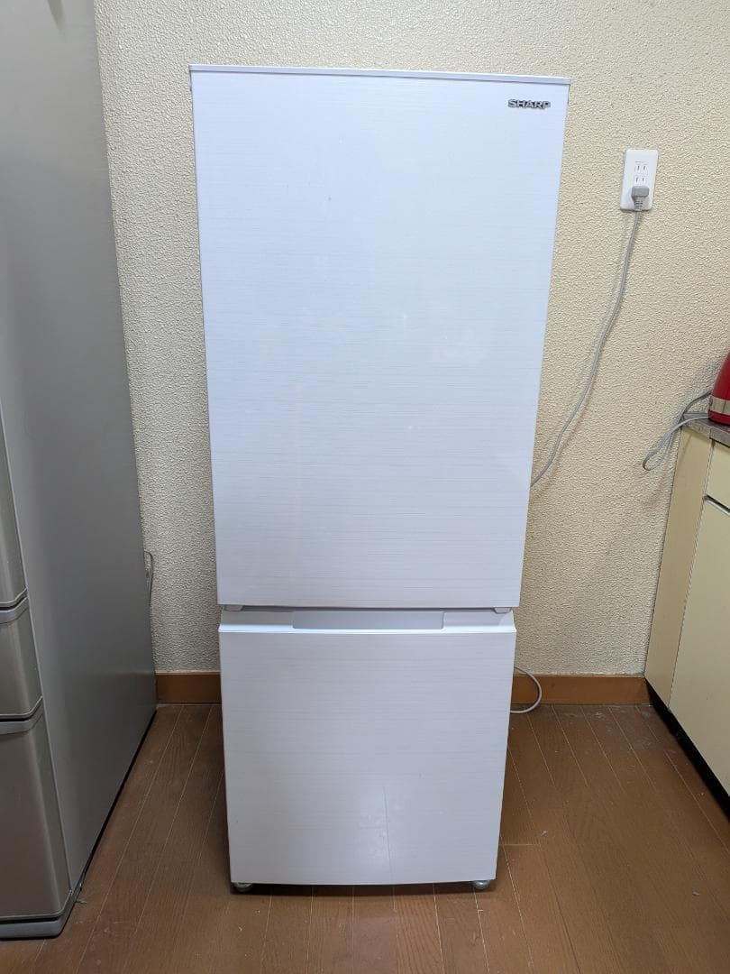 シャープ2ドア冷蔵庫（2022年製）