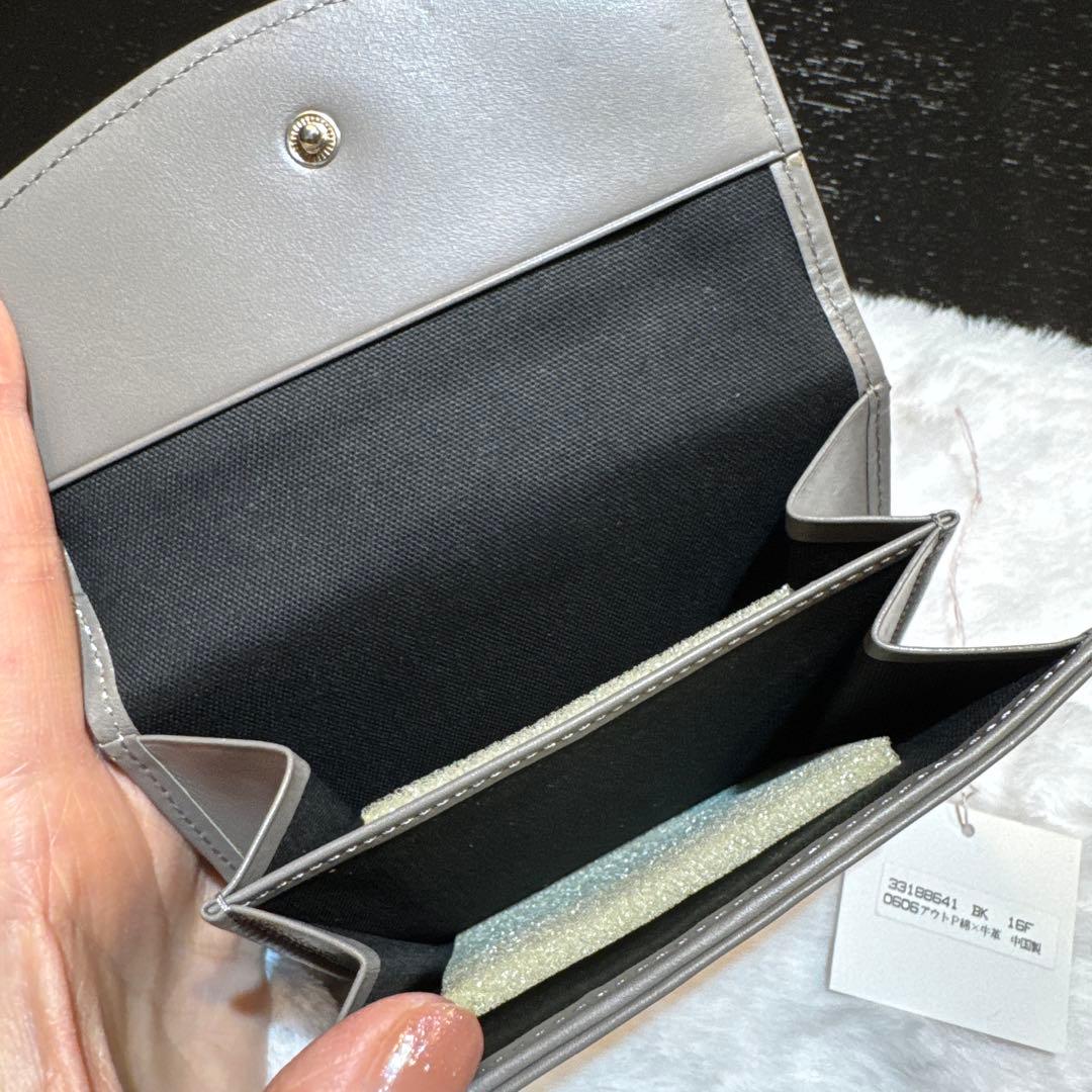 【希少廃盤】Vivienne Westwood 二つ折り財布ハート柄 新品未使用