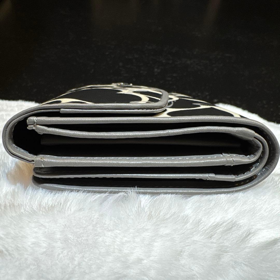 【希少廃盤】Vivienne Westwood 二つ折り財布ハート柄 新品未使用