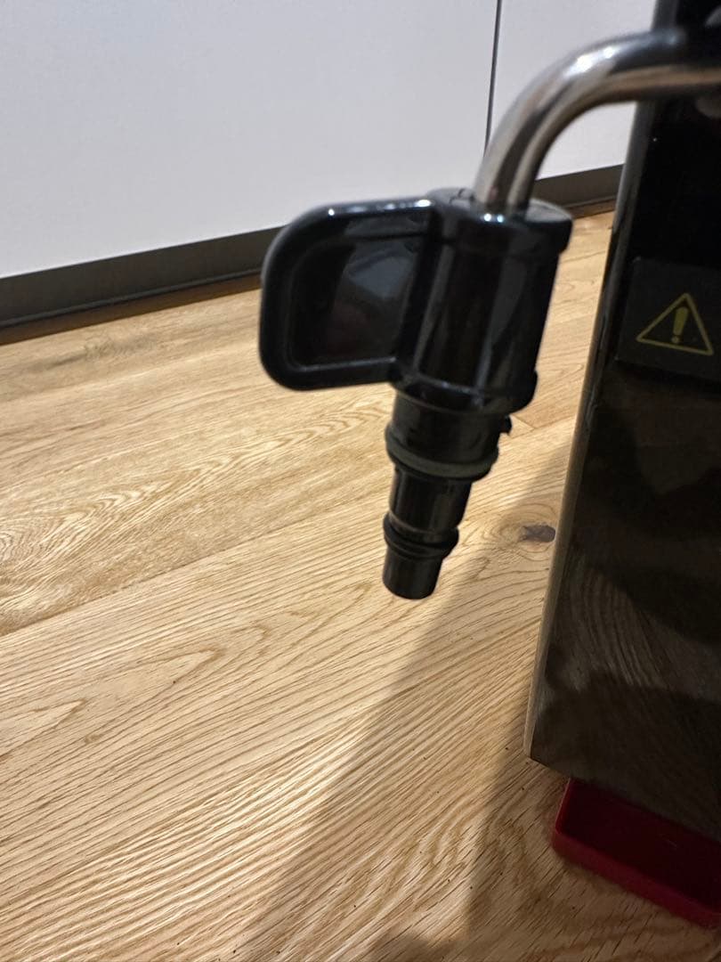 デロンギ　マグニフィカ START ブラック　ecam22020B