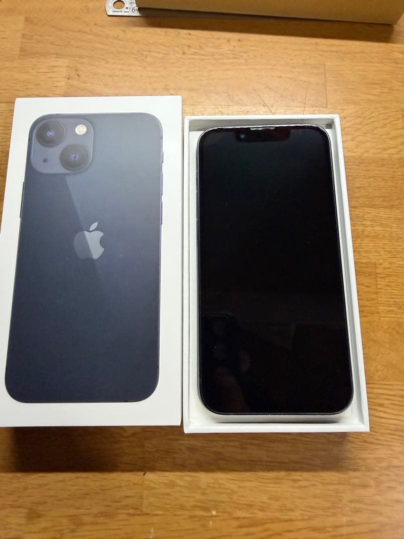 Apple iPhone 13 mini ミッドナイト 本体