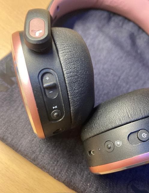 【超美品・希少】AKG BTヘッドフォンY500ピンク