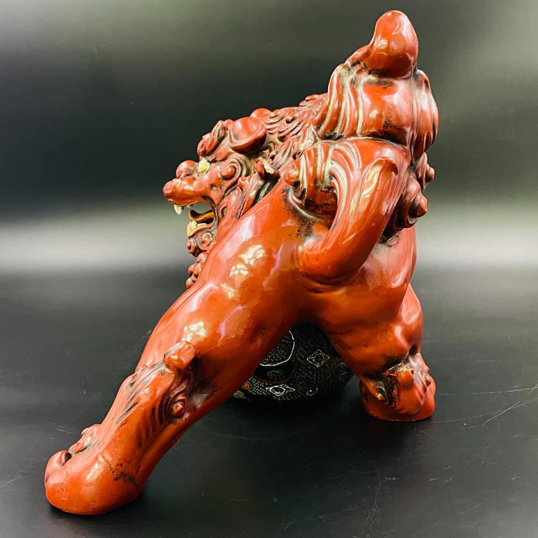 旧家蔵出し 九谷焼 玉乗り獅子 赤獅子 シーサー 狛犬 置物 魔除け 28cm